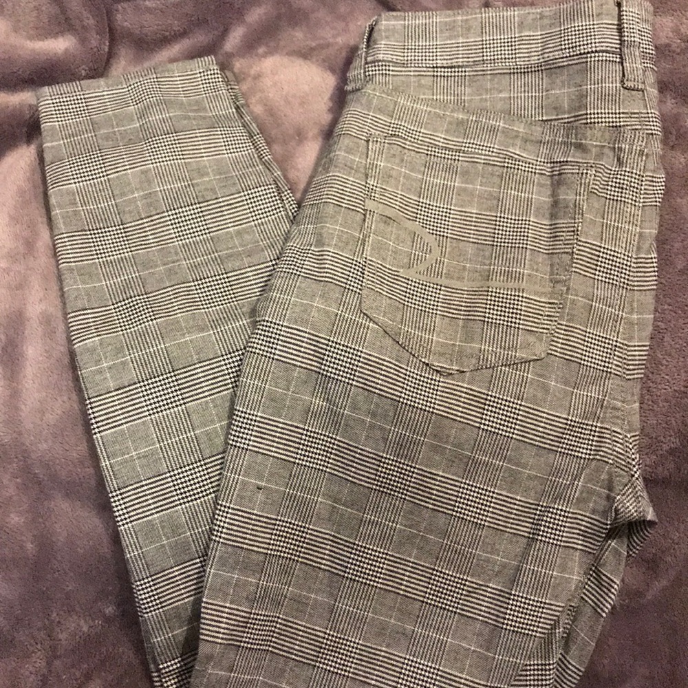 3/$15 American Eagle Super Stretch Plaid Pants